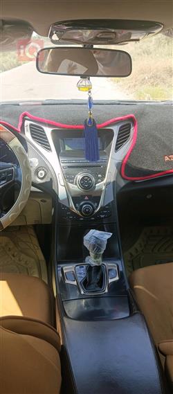 هيونداي أزيرا